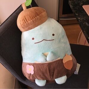 Acorn Plush, 16 inches, So Huggable! NWT